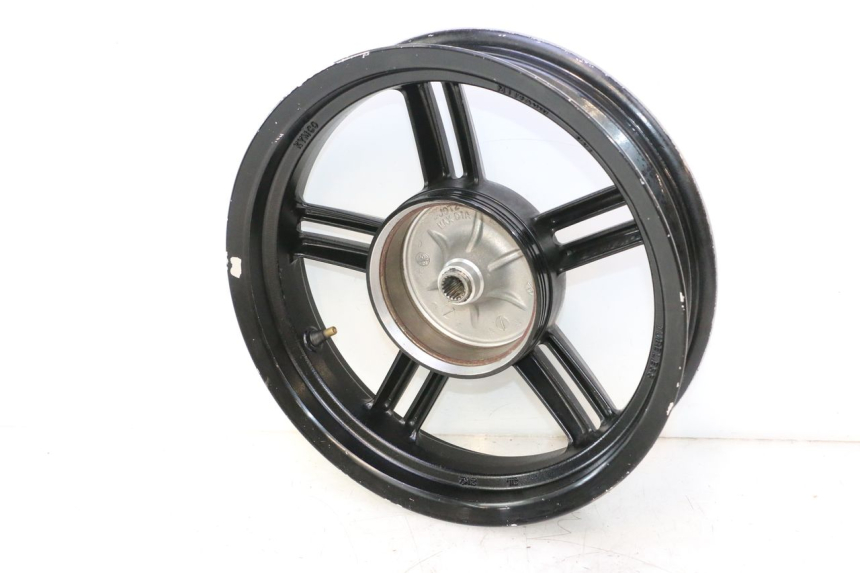 photo de JANTE ARRIERE KYMCO AGILITY CITY 2T 50 (2008 - 2016) - Points de fixation