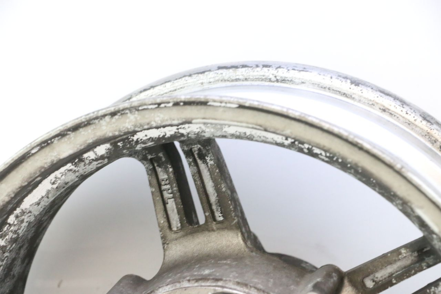 photo de JANTE ARRIERE SUZUKI BURGMAN EXECUTIVE ABS 650 (2006 - 2012) - Points de fixation