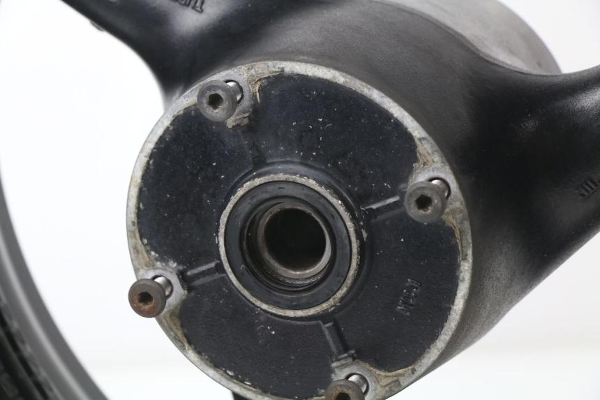 photo de JANTE ARRIERE HONDA CBR 929 RR FIREBLADE 900 (2000 - 2001) - Pièce contrôlée