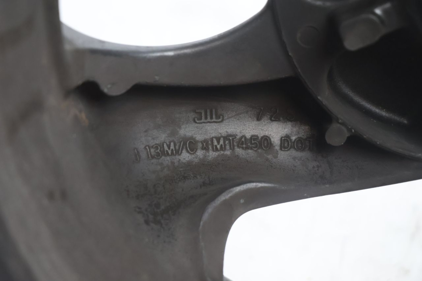photo de JANTE ARRIERE HONDA FJS SILVER WING SILVERWING 400 (2005 - 2008) - Détails caractéristiques