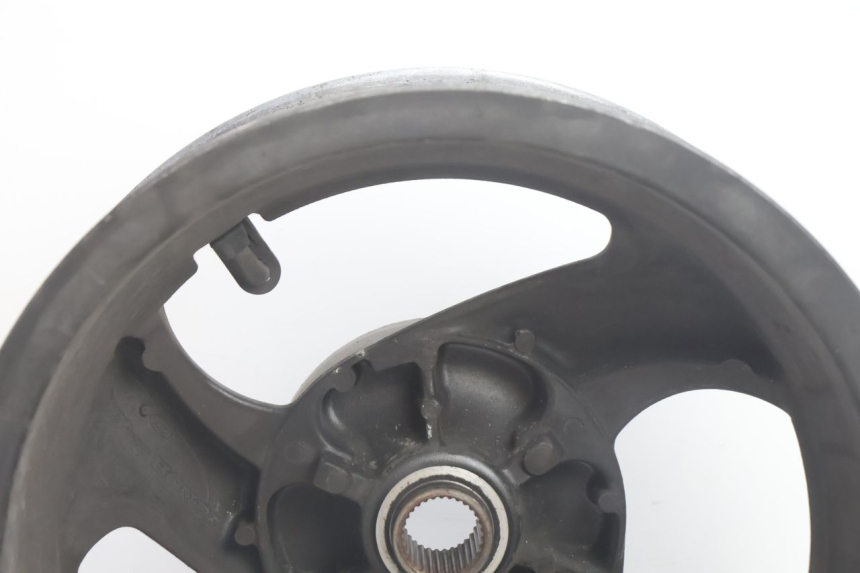 photo de JANTE ARRIERE HONDA FJS SILVER WING SILVERWING 400 (2005 - 2008) - Points de fixation
