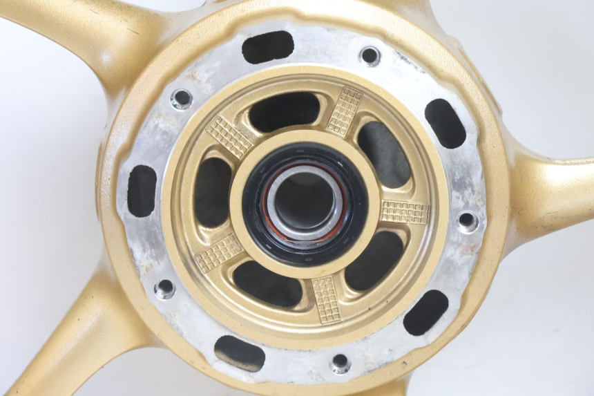 photo de JANTE ARRIERE YAMAHA FZ8 800 (2010 - 2016) - Autre angle de vue