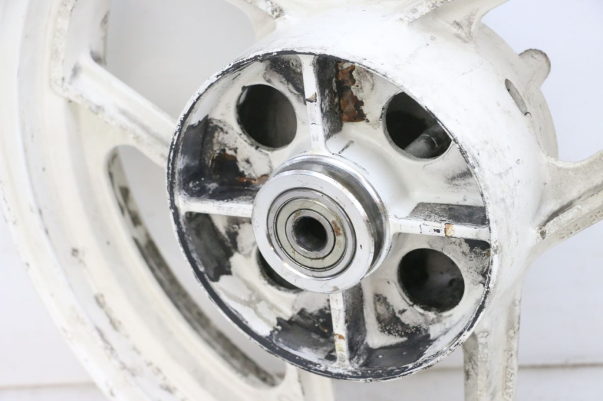 photo de JANTE ARRIERE KAWASAKI GPX R WARBIRD 600 (1988 - 1993) - Vue principale