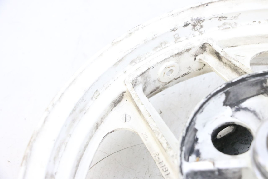 photo de JANTE ARRIERE KAWASAKI GPX R WARBIRD 600 (1988 - 1993) - Points de fixation