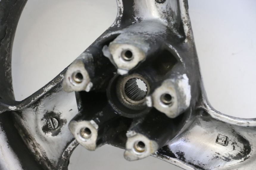 photo de JANTE ARRIERE KYMCO GRAND DINK 125 (2002 - 2007)