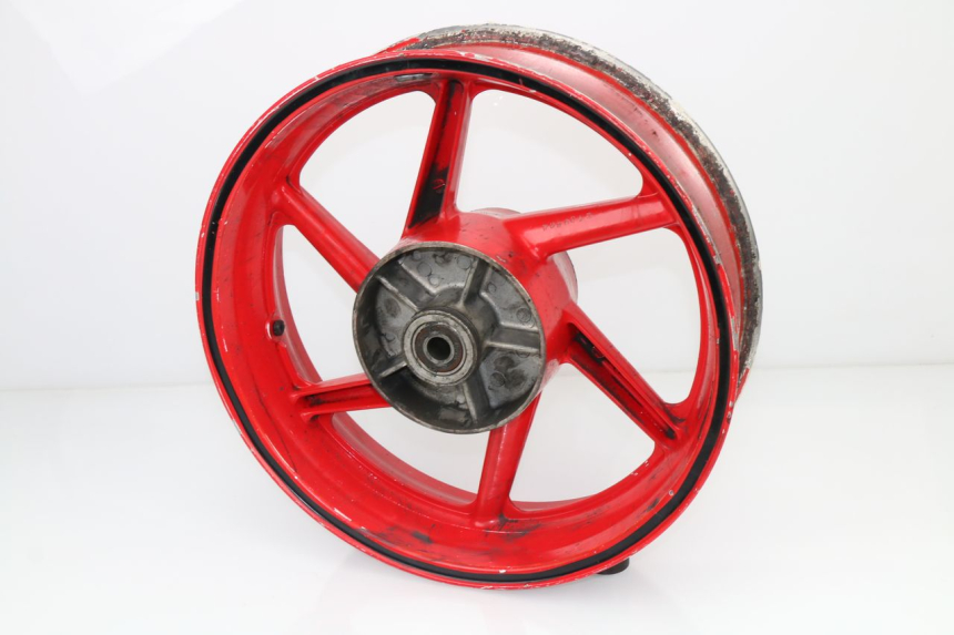 photo de JANTE ARRIERE HONDA CBR F 600 (1991 - 1994) - Gros plan technique