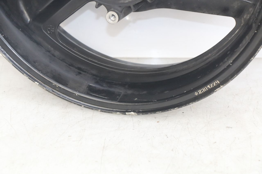 photo de JANTE ARRIERE HONDA CBR F SC25 1000 (1989 - 1992)