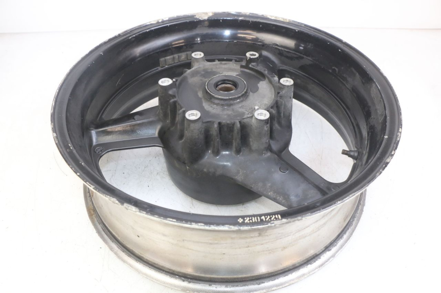 photo de JANTE ARRIERE HONDA CBR F SC25 1000 (1989 - 1992)