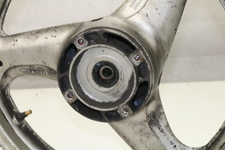 photo de JANTE ARRIERE HONDA XLV VARADERO 125 (2000 - 2006)