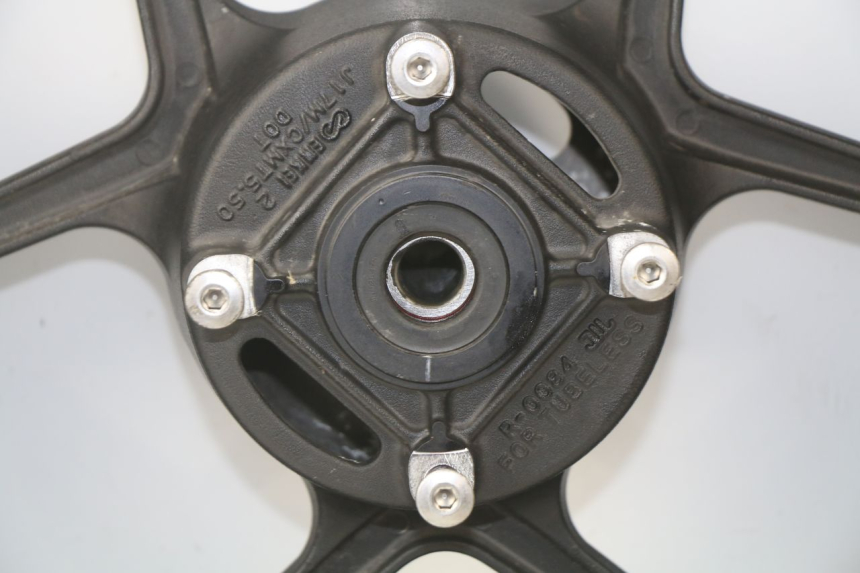 photo de JANTE ARRIERE KAWASAKI Z ABS 750 (2007 - 2013)