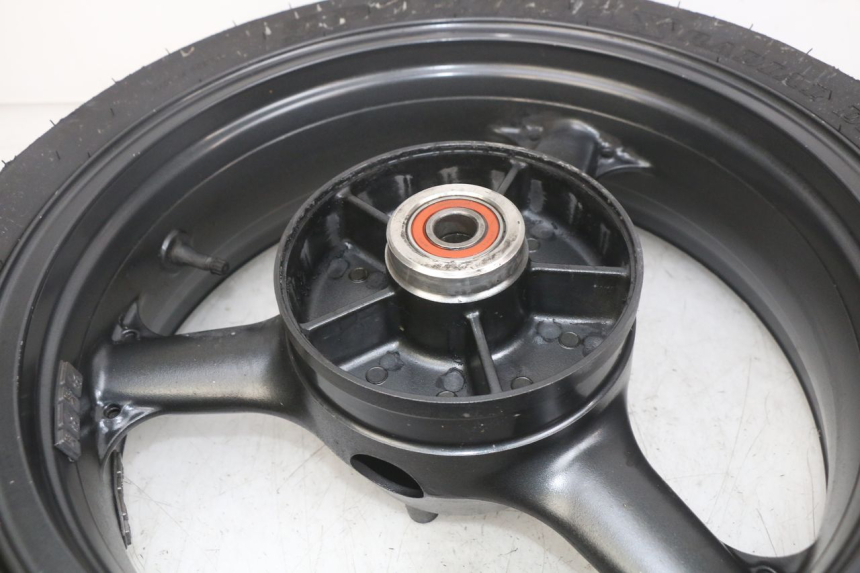 photo de JANTE ARRIERE KAWASAKI ZX-6R ZX6R 600 (1995 - 1997)