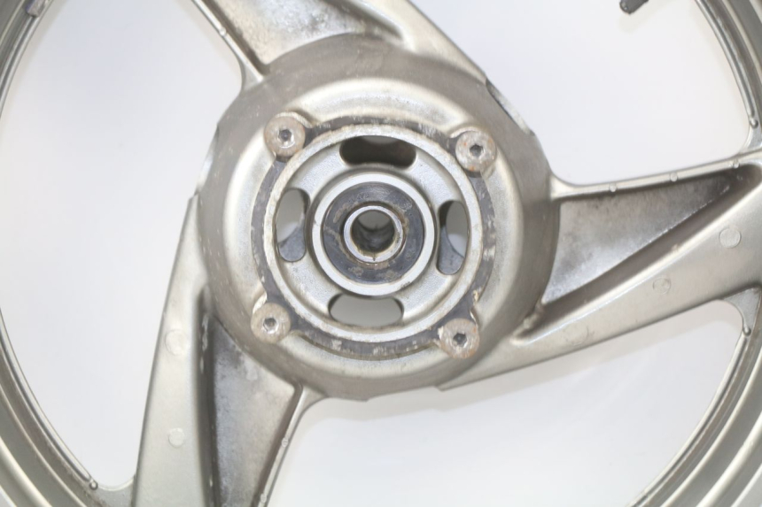 photo de JANTE ARRIERE KAWASAKI ZZR 600 (1995 - 2004)