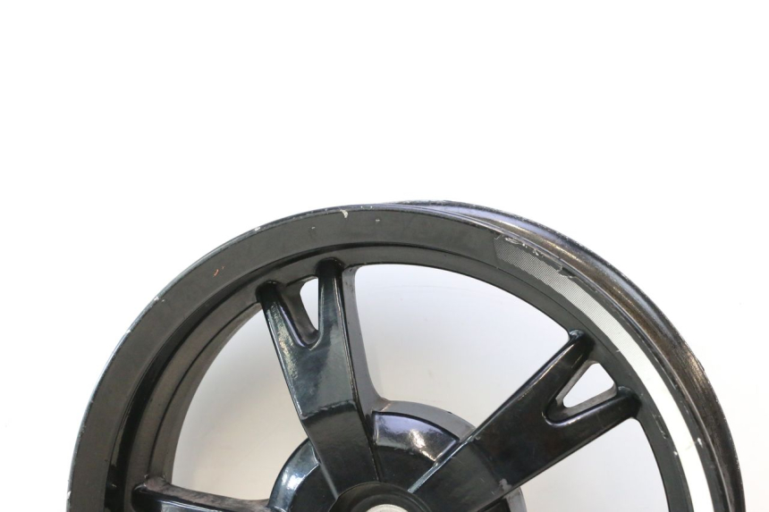 photo de JANTE ARRIERE PEUGEOT KISBEE 4T 50 (2018 - 2022) - Points de fixation