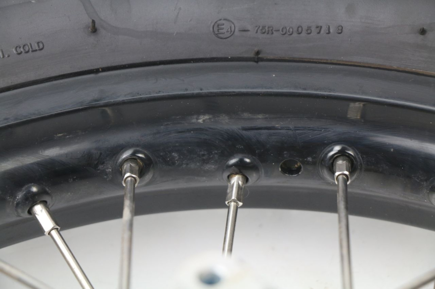 photo de JANTE ARRIERE ASIAWING NC ENDURO 250 (2015 - 2021) - Gros plan technique