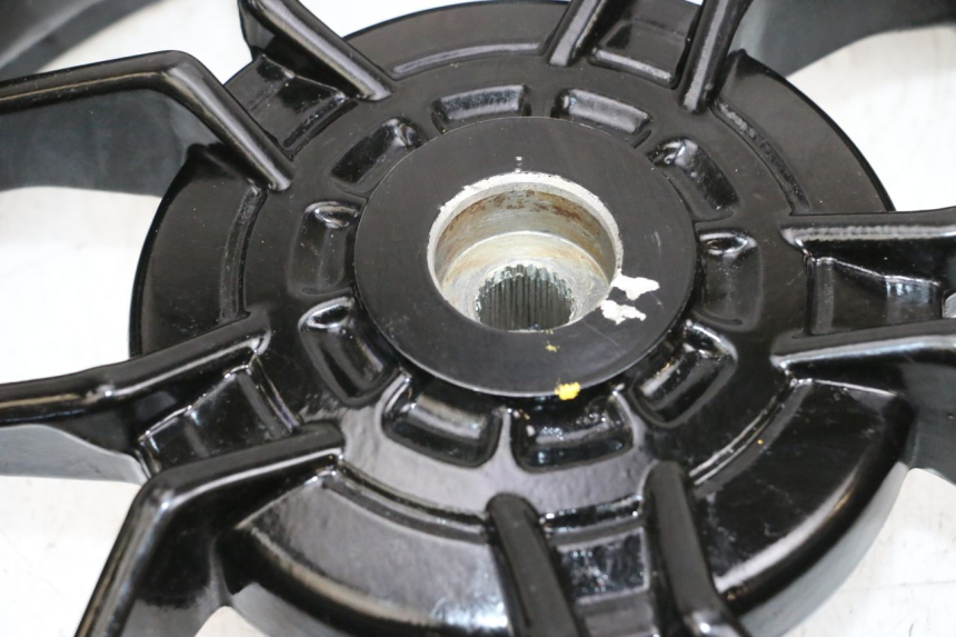 photo de JANTE ARRIERE PIAGGIO NEW TYPHOON 50 (2018 - 2021) - Vue rapprochée