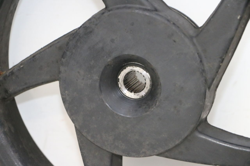 photo de JANTE ARRIERE SYM ORBIT 2 4T 50 (2008 - 2017) - État de surface