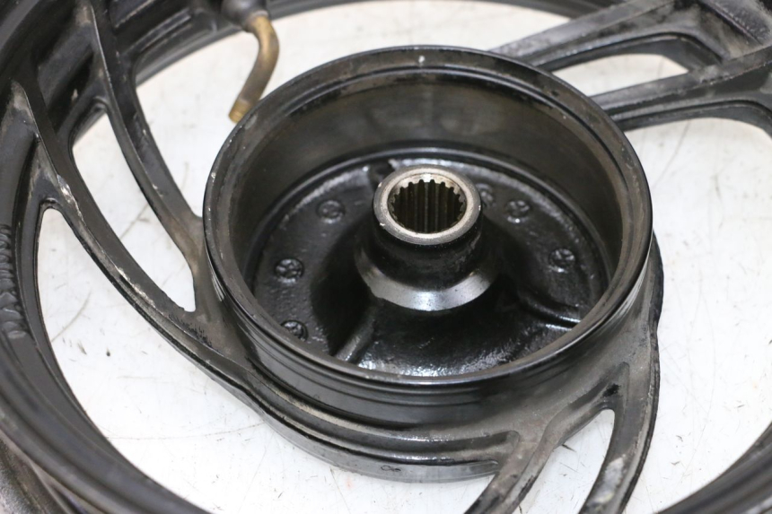 photo de JANTE ARRIERE JM MOTORS SANTANA 50 (2014 - 2023) - Marquages et références