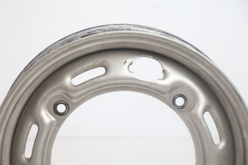 photo de JANTE ARRIERE HONDA SCV LEAD 100 (2003 - 2007) - Détail de la pièce