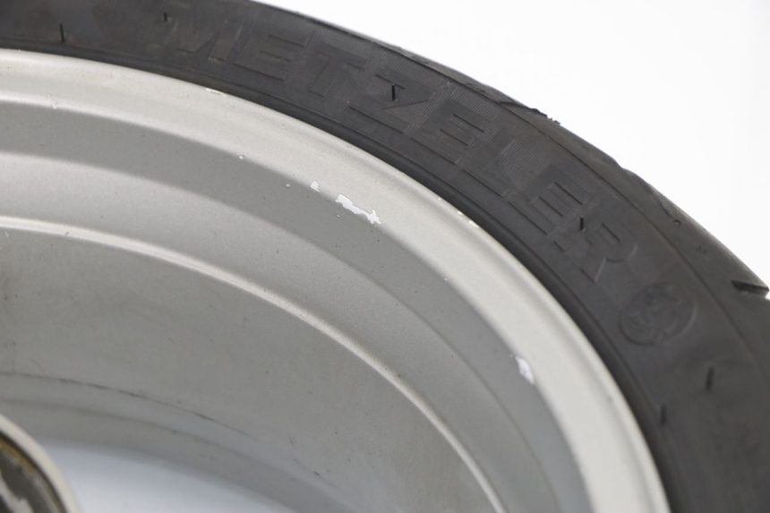 photo de JANTE ARRIERE TRIUMPH SPRINT RS 955 (2000 - 2001)