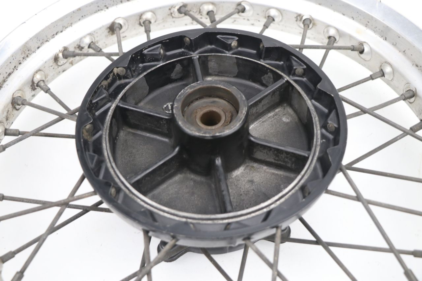 photo de JANTE ARRIERE SUZUKI DR DJEBEL 600 (1985 - 1990)