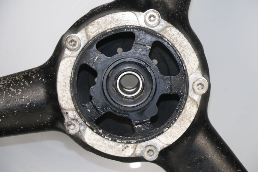 photo de JANTE ARRIERE SUZUKI GSX F GSXF 650 (2007 - 2015)