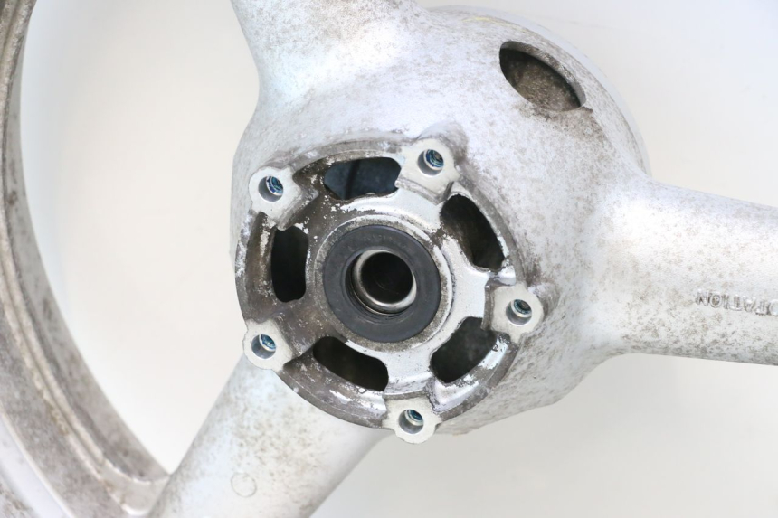 photo de JANTE ARRIERE SUZUKI SV S 650 (2003 - 2009) - Marquages et références