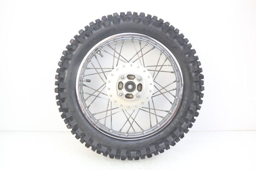 photo de JANTE ARRIERE YAMAHA TTR 125 (2000 - 2020) - Détail de la pièce