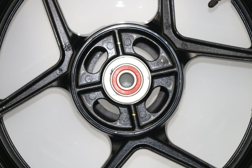 photo de JANTE ARRIERE KAWASAKI VERSYS ABS 650 (2015 - 2018)