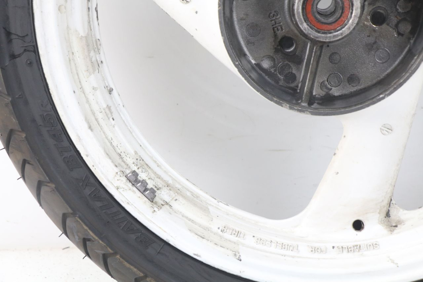 photo de JANTE ARRIERE YAMAHA XJN XJ N DIVERSION 600 (1994 - 1997) - Autre angle de vue