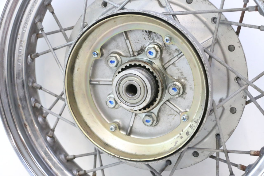 photo de JANTE ARRIERE YAMAHA XV VIRAGO 535 (1988 - 2004) - Inspection visuelle