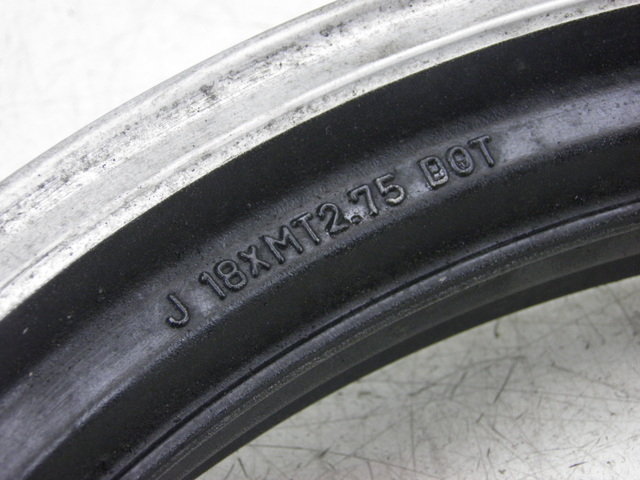 photo de JANTE ARRIERE YAMAHA XJ F 900 (1983 - 1994)