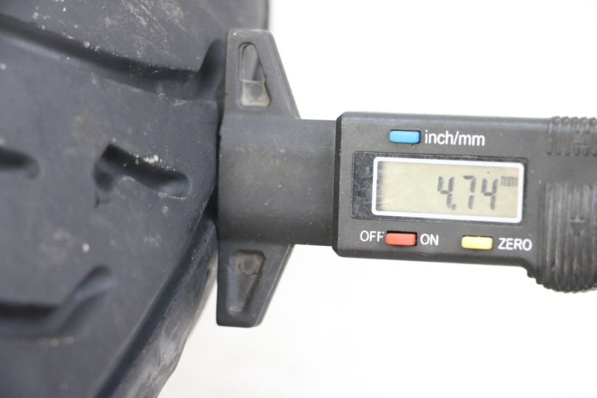 photo de Front wheel rim HYOSUNG GV AQUILA 125 (2000 - 2004) - Autre angle de vue