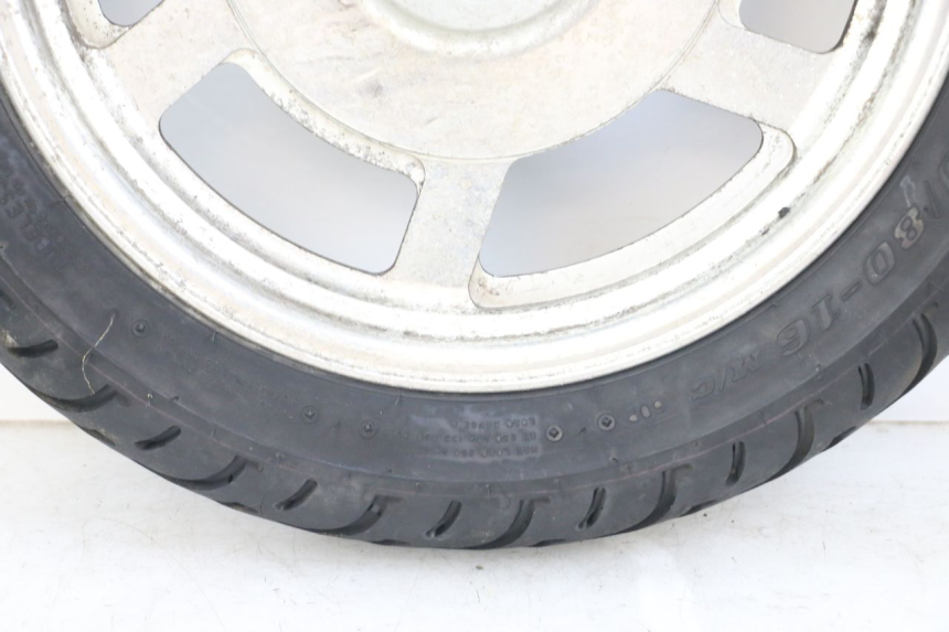 photo de Front wheel rim HYOSUNG GV AQUILA 125 (2000 - 2004) - Marquages et références