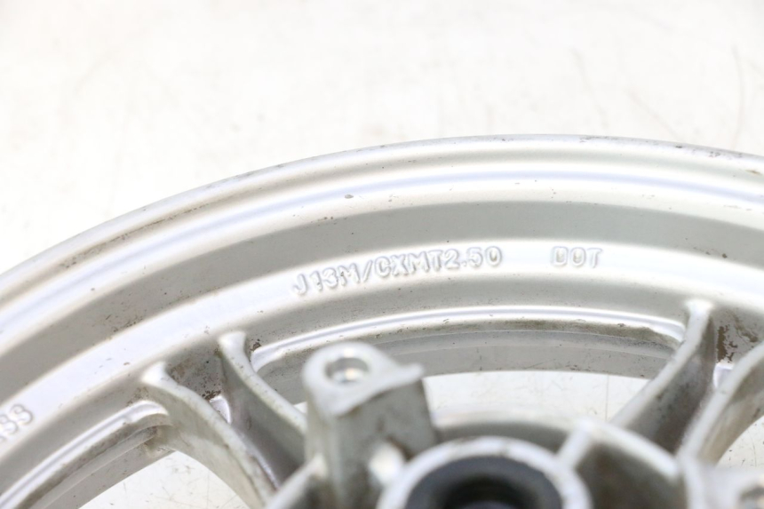 photo de JANTE AVANT SUZUKI BURGMAN 125 (2007 - 2014) - Marquages et références
