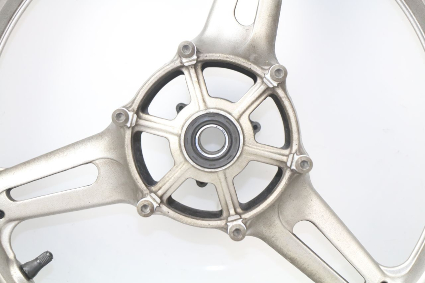 photo de JANTE AVANT YAMAHA FJR ABS 1300 (2006 - 2012)