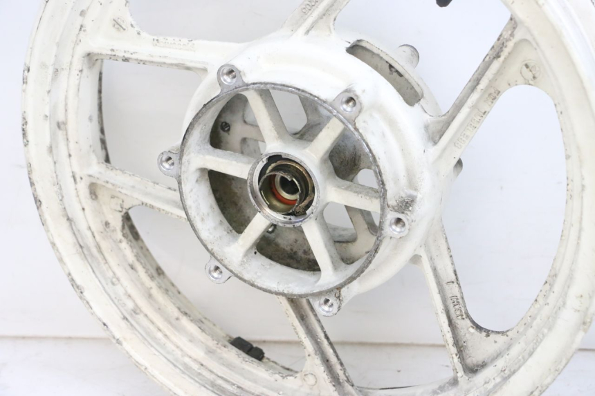 photo de JANTE AVANT KAWASAKI GPX R WARBIRD 600 (1988 - 1993) - Gros plan technique