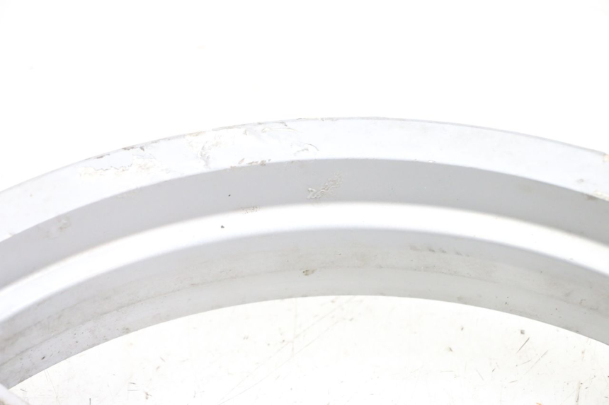 photo de JANTE AVANT PEUGEOT LUDIX 50 (2008 - 2017) - Points de fixation