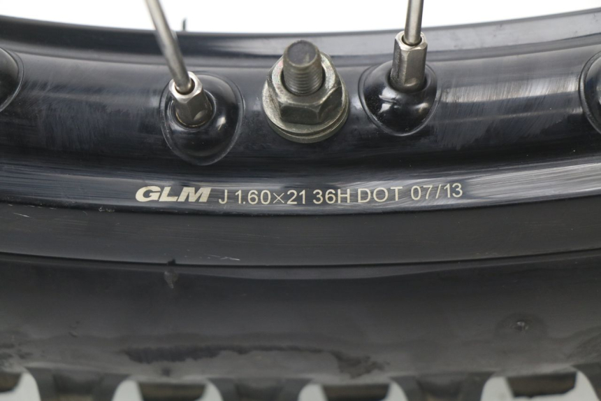 photo de JANTE AVANT ASIAWING NC ENDURO 250 (2015 - 2021) - Gros plan technique