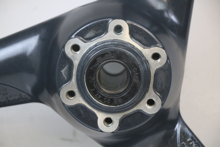 photo de JANTE AVANT MOTO GUZZI NORGE 8V GT 1200 (2011 - 2016)