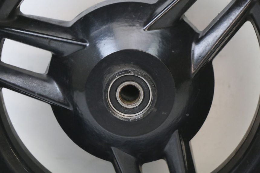 photo de JANTE AVANT PEUGEOT STREETZONE I 2T 50 (2018 - 2020)