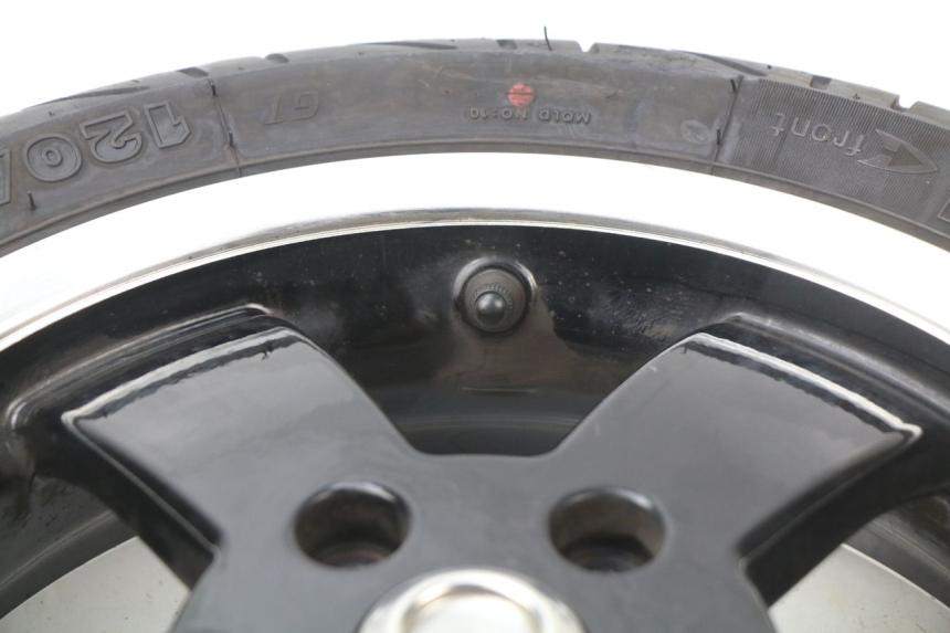photo de JANTE AVANT PIAGGIO VESPA GTS IE ABS 300 (2016 - 2018)