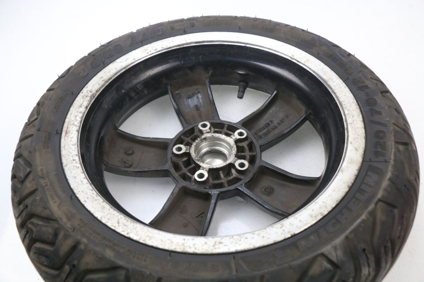photo de JANTE AVANT PIAGGIO VESPA GTS SUPER IE 125 (2009 - 2016)