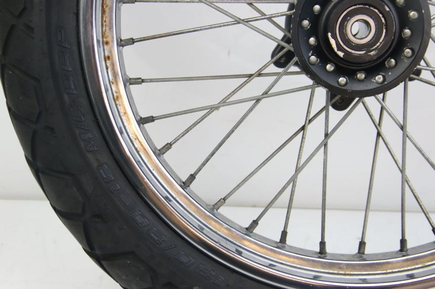 photo de JANTE AVANT HYOSUNG RT KARION 125 (2003 - 2007)