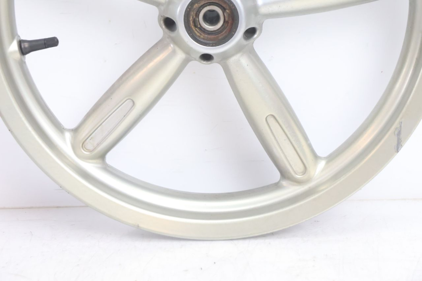 photo de JANTE AVANT APRILIA SCARABEO GT 125 (1999 - 2007) - Zoom état d’usage
