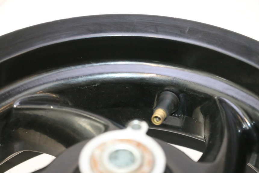 photo de JANTE AVANT GILERA STALKER 50 (2004 - 2014) - Vue rapprochée
