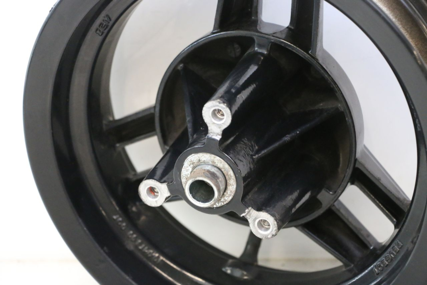 photo de JANTE AVANT PEUGEOT STREETZONE NAKED 2T 50 (2014 - 2018) - État de surface