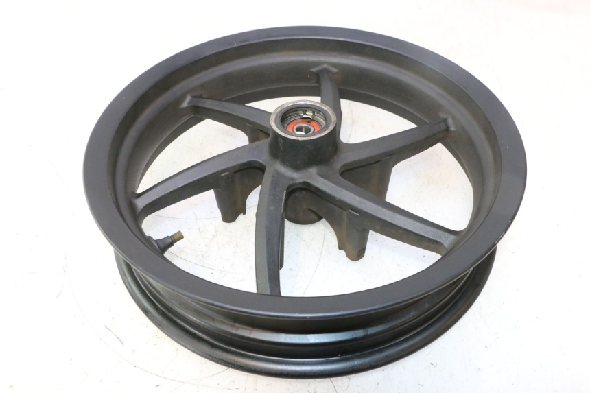 photo de JANTE AVANT KYMCO SUPER 8 2T 50 (2007 - 2013) - Détail de la pièce