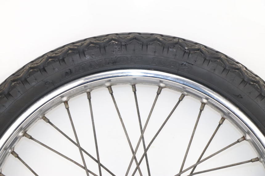 photo de JANTE AVANT SUZUKI GN 125 (1997 - 2000)