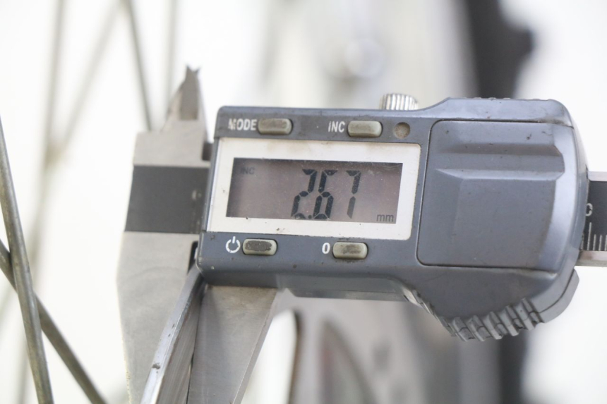 photo de JANTE AVANT YAMAHA TTR 125 (2000 - 2020) - Détail de la pièce