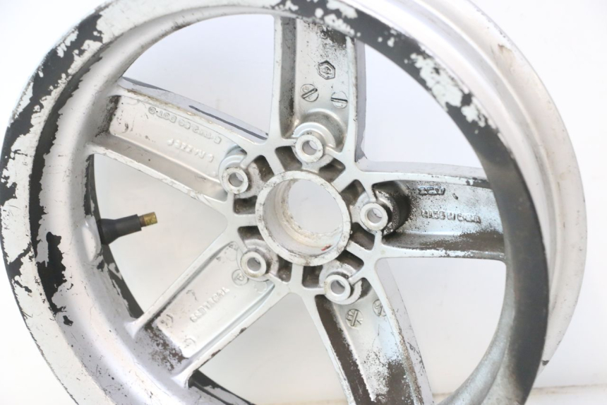 photo de JANTE AVANT PIAGGIO VESPA LX 2T 50 (2005 - 2013) - Détails caractéristiques